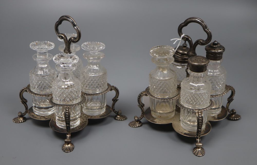 A pair of Edwardian silver four division cruet stands, Robert Pringle & Sons, London, 1907